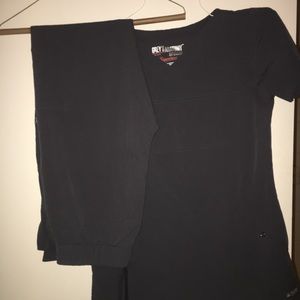 Signature collection athletic fit scrubs